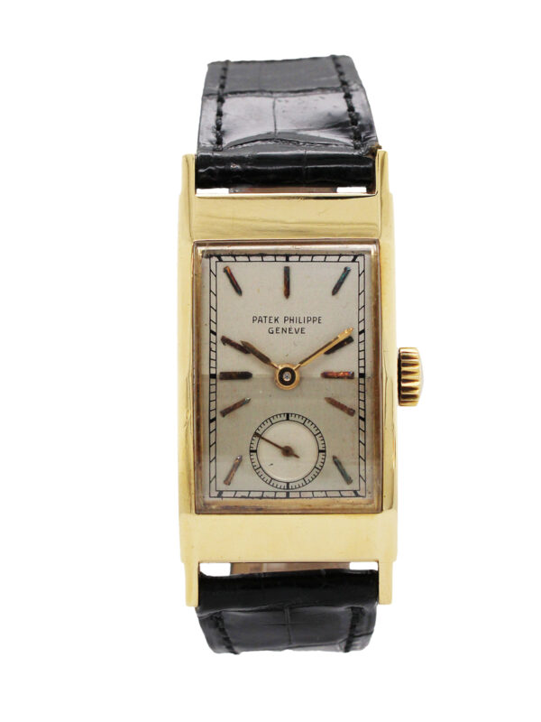 Patek Philippe (Ref 425) 18k Yellow Gold Rectangular Wristwatch with Extract c. 1950.